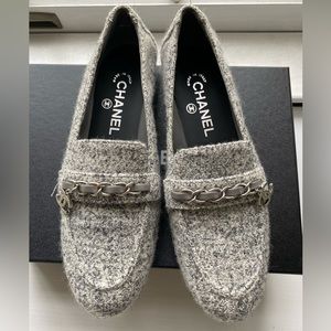 Chanel grey flannel loafers size 38.5 brand new, box and bags included